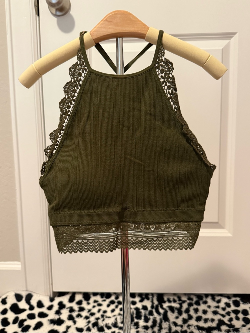 Lace-Trim Ribbed Crop Top - Olive Green